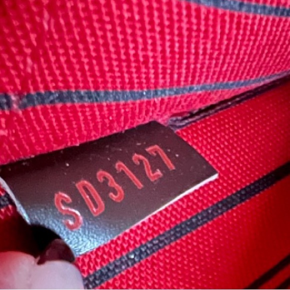 Louis Vuitton Damier Ebene Wristlet Pouch - Picture 4 of 5